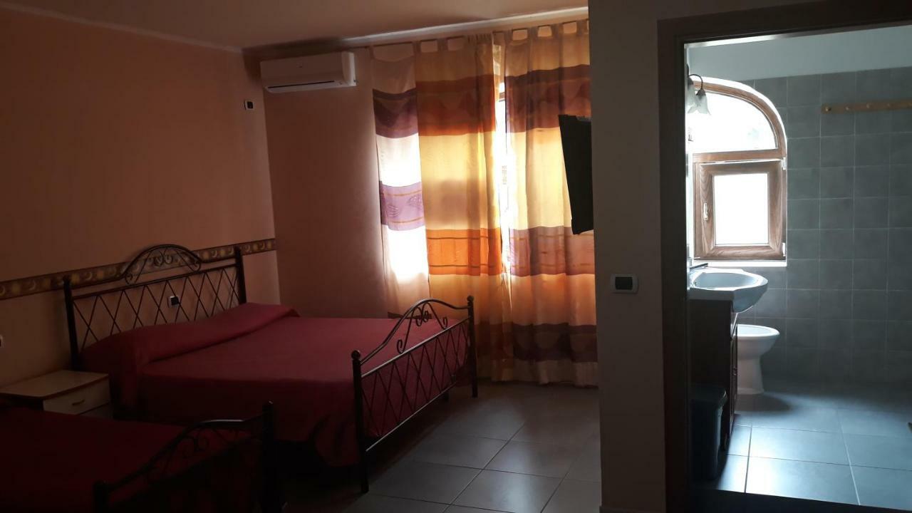 Hotel Agriturismo Carlo Cioffi Rotondi Esterno foto